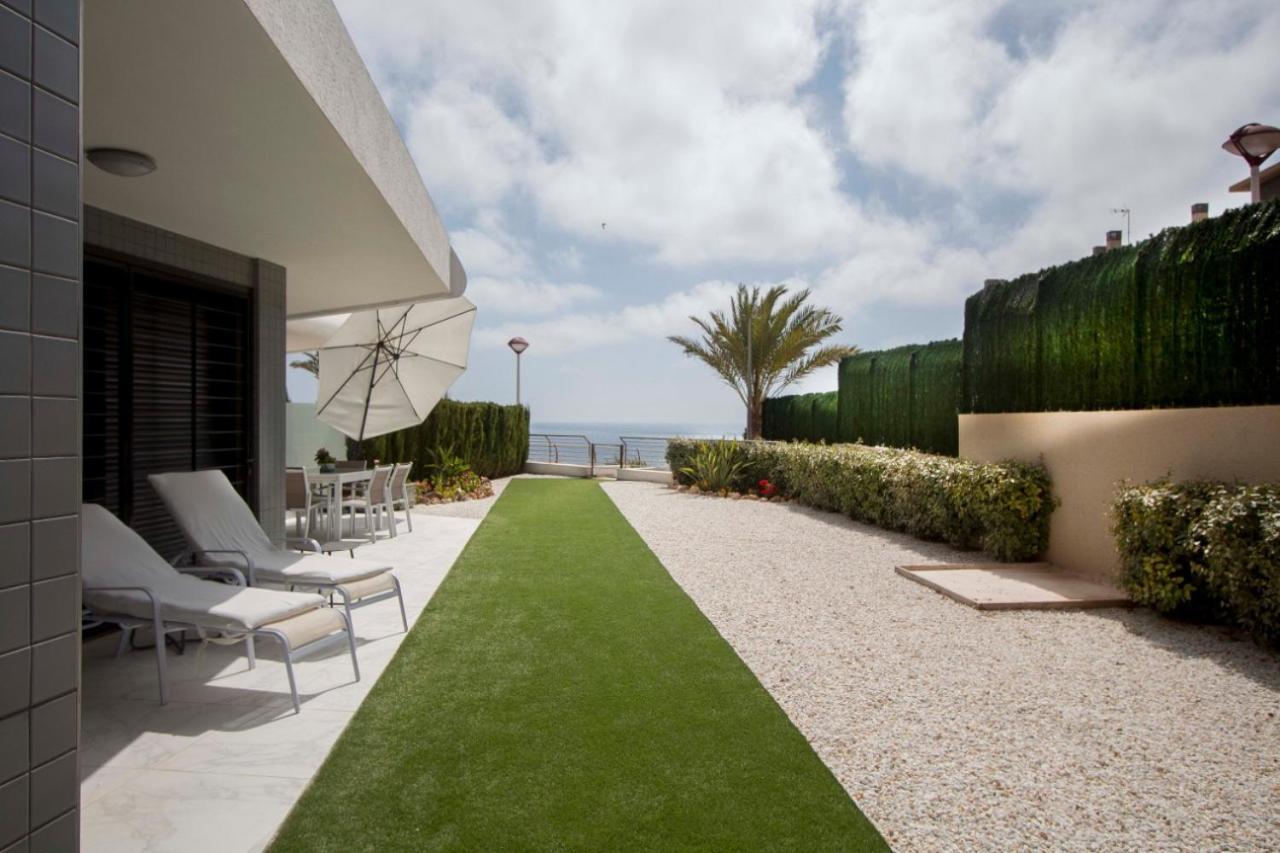Infinity Luxury Sea View With Private Garden Apartamento